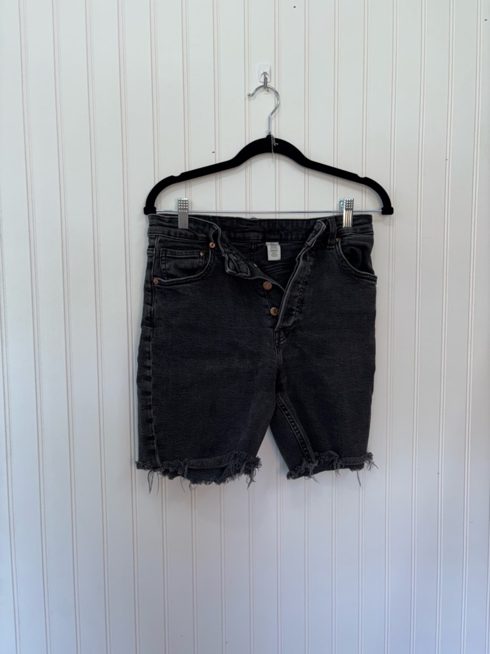 &denim by H&m High-Rise grunge Black Distressed Bermuda button fly  Denim Shorts